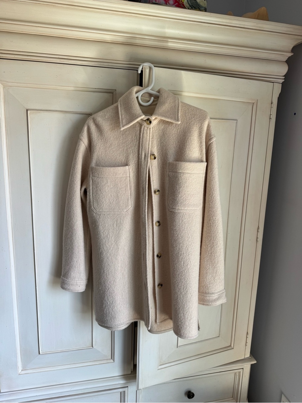 Wilfred Soft Cream Shirt Jacket with Patch Pockets